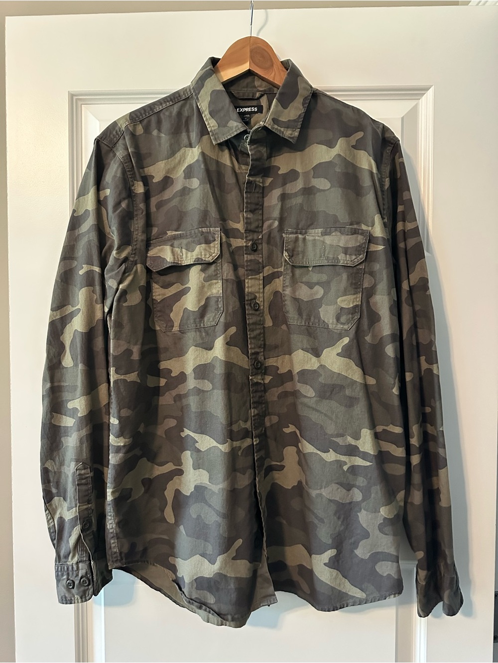 Express Men's Camo Button Down - Olive & Dark Green